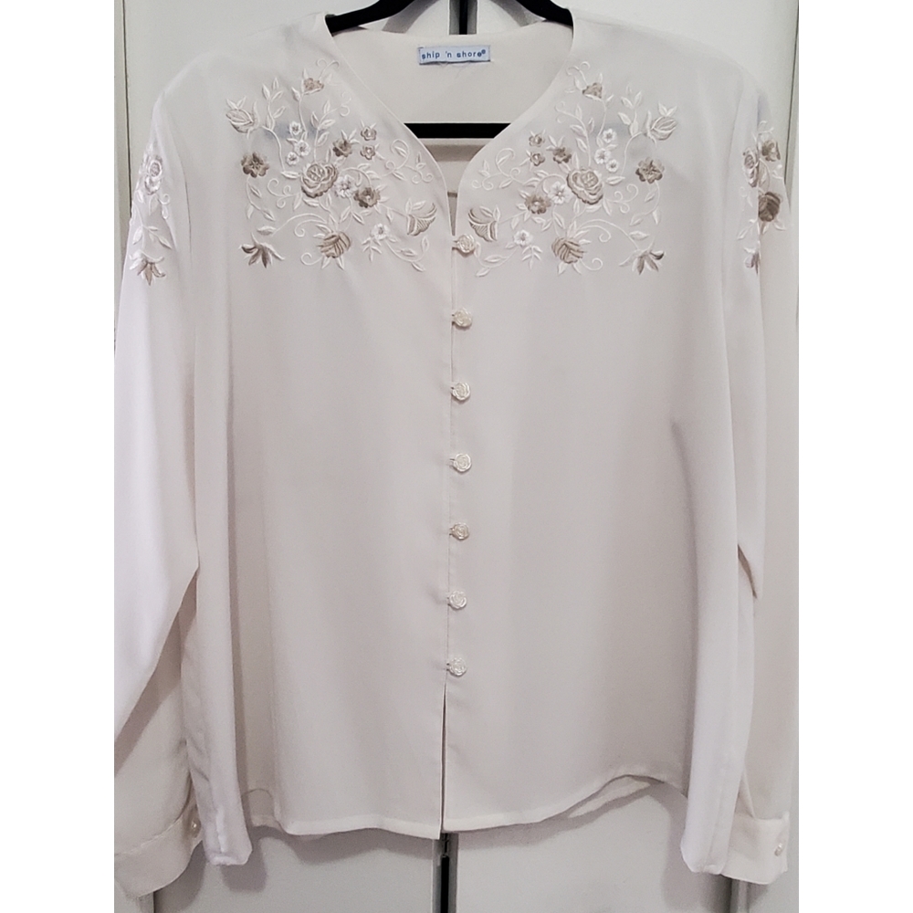 Vintage Ship n Shore Embroidered Cream Long Sleeved Blouse
